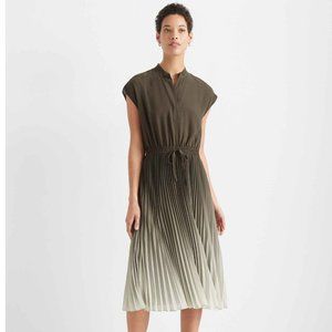 Pleated midi dress w/ elastic waist